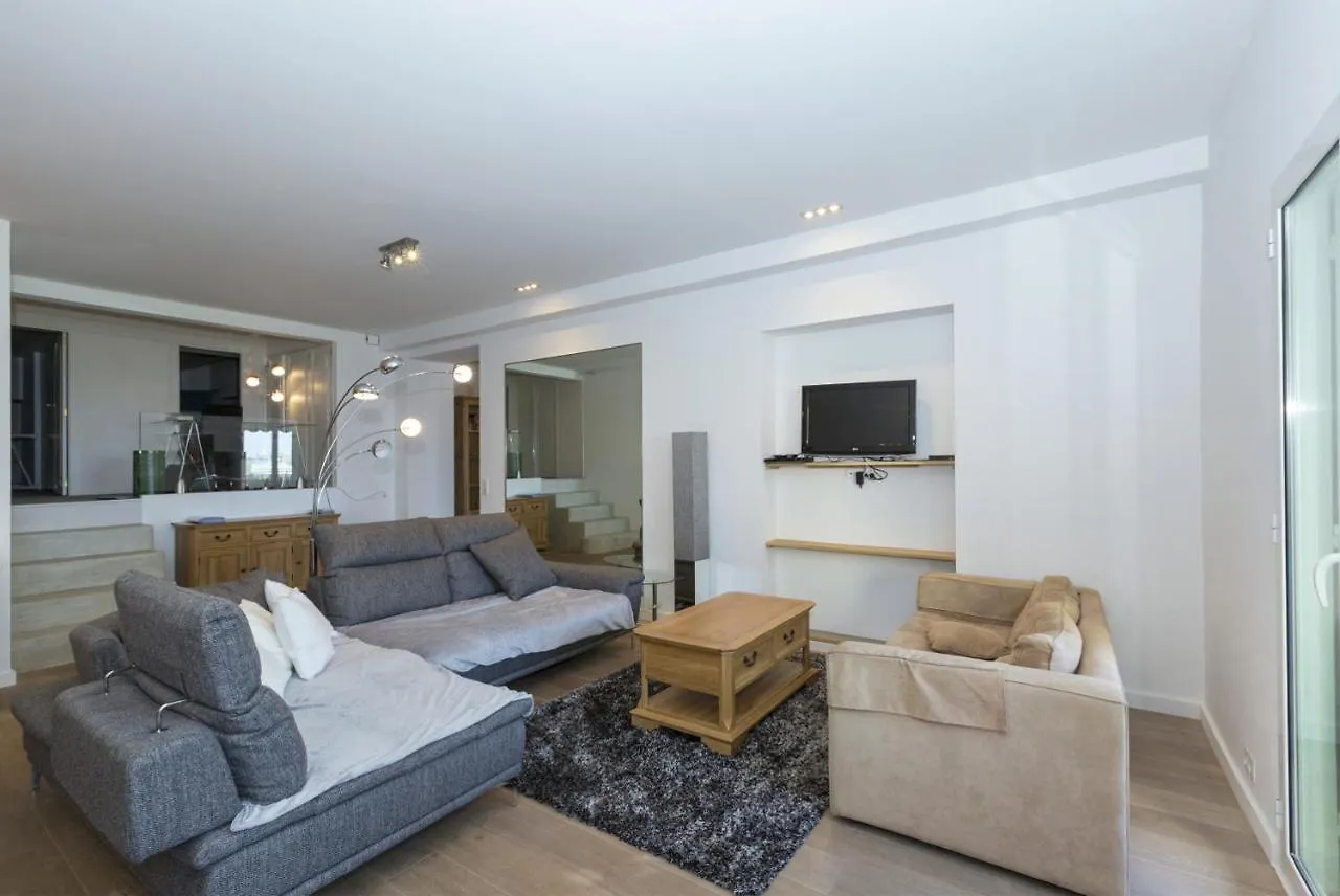Luxury Sea View Heritage Apartment Nice