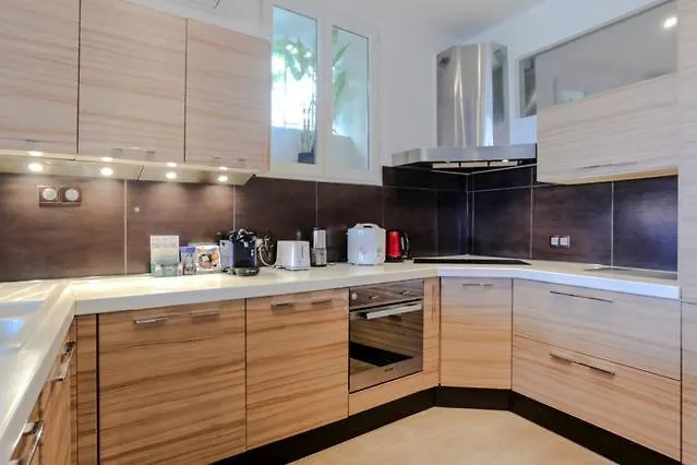 Luxury Sea View Heritage Apartment Nice